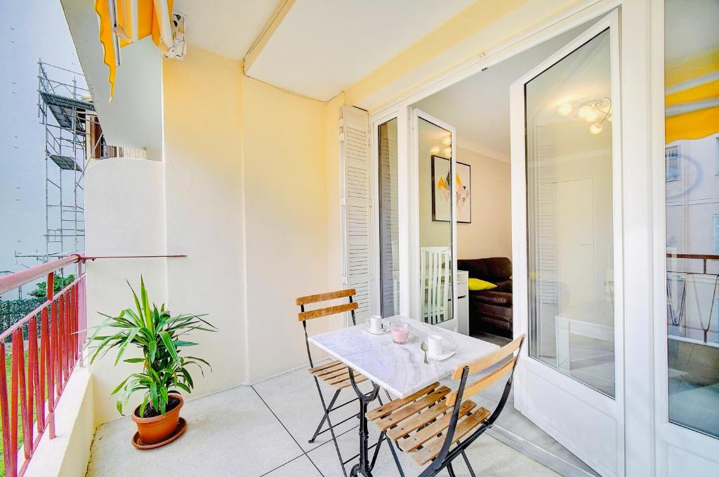 Fotografia z galérie ubytovania 2 bedroom luxury flat with Balcony Cannes Center v Cannes