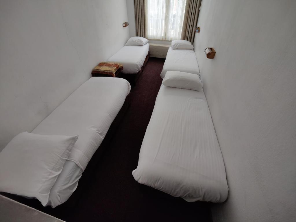 Hotel Ben Centre - Chambre Quadruple Classique