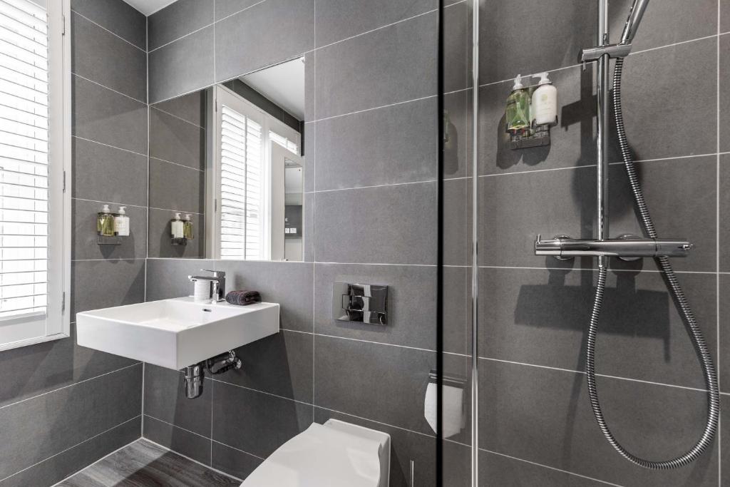 The Regent Aparthotel - Resim 21