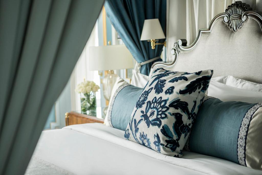 Four Seasons Hotel Jakarta - 17