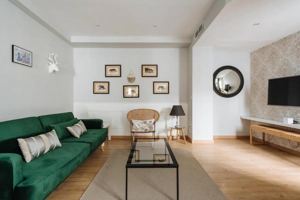 Luz de Sevilla Free parking - 11