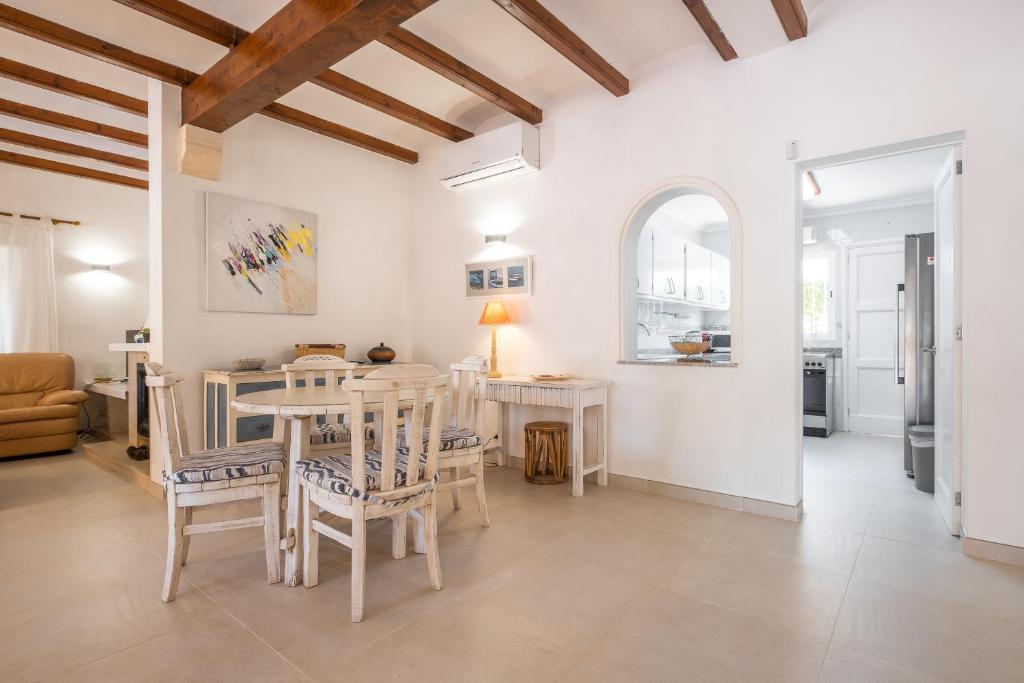 Posezení v ubytování Villa Can Odile By SunVillas Mallorca