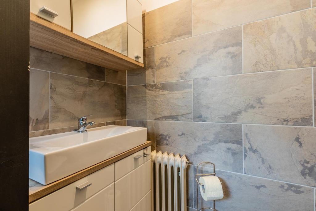 K2 Brunnen Haus - Two-Bedroom Apartment