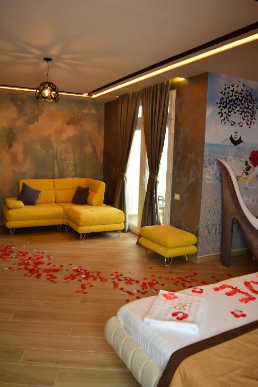 Vila One Beach Hotel - Image 9