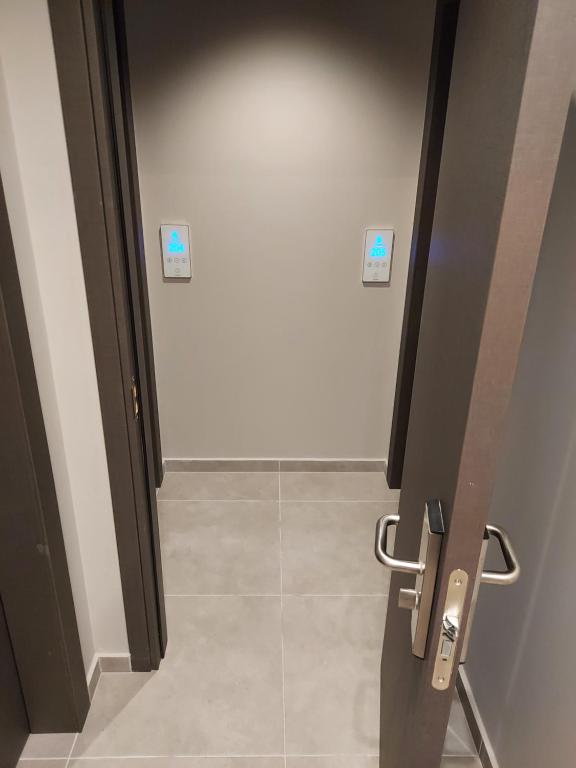 EUPHORIA ''Staying in Pleasure'' - 8