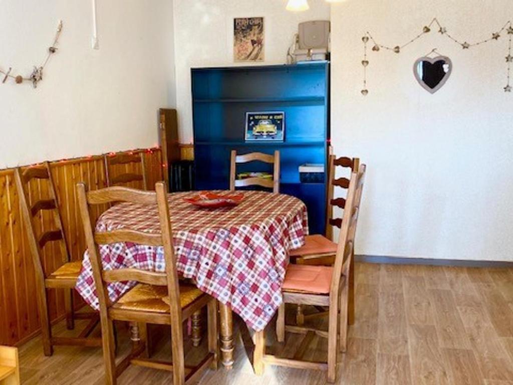 Posteľ alebo postele v izbe v ubytovaní Bel Appartement 3 Pièces au Pied des Pistes à Villard-de-Lans - Balcon Exposé Sud - FR-1-515-129