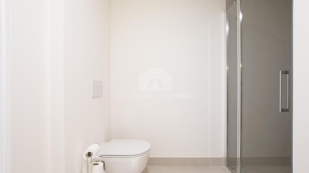 Fotografie z fotogalerie ubytování Luxury new built contemporary apartment with panoramic sea and golf view in upper La Cala de Mijas v Malaze