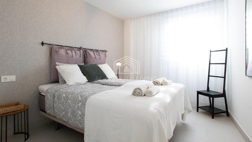 Fotografie z fotogalerie ubytování Luxury new built contemporary apartment with panoramic sea and golf view in upper La Cala de Mijas v Malaze