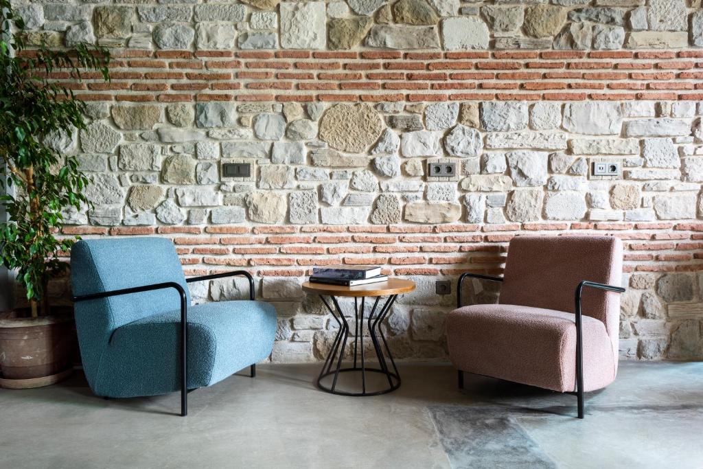 A seating area at Istanbul Old City Colorful Houses Balat PETRION Hotel