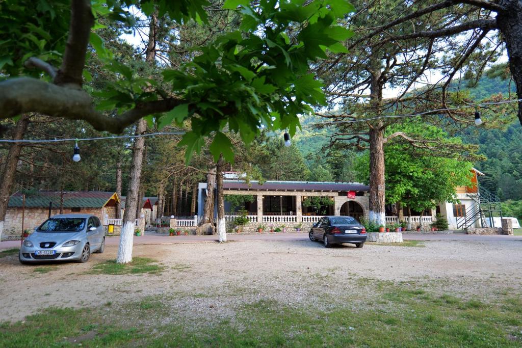 Galeriebild der Unterkunft GuestHouse Hamiti Llogara in Vlorë