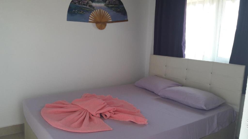 Postel nebo postele na pokoji v ubytování Triblex Villa I Private Beach I Walking Distance to the Sea 300 meters