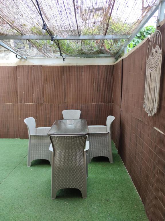 Hermanos City Apartment's - 3