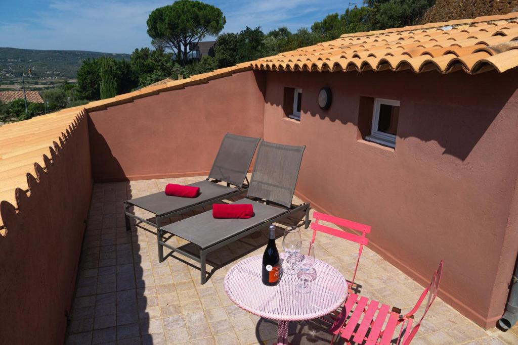 Balkón nebo terasa v ubytování La Maison des Ocres - Provence