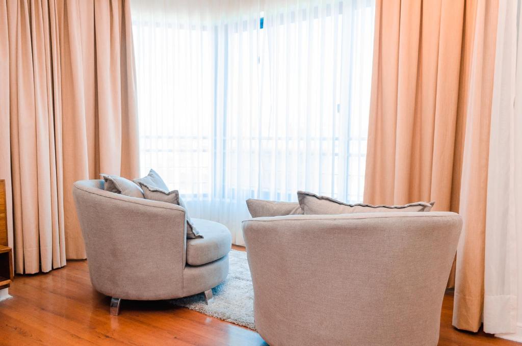 Millennium Inn Mendoza - Apartment With Mountain View