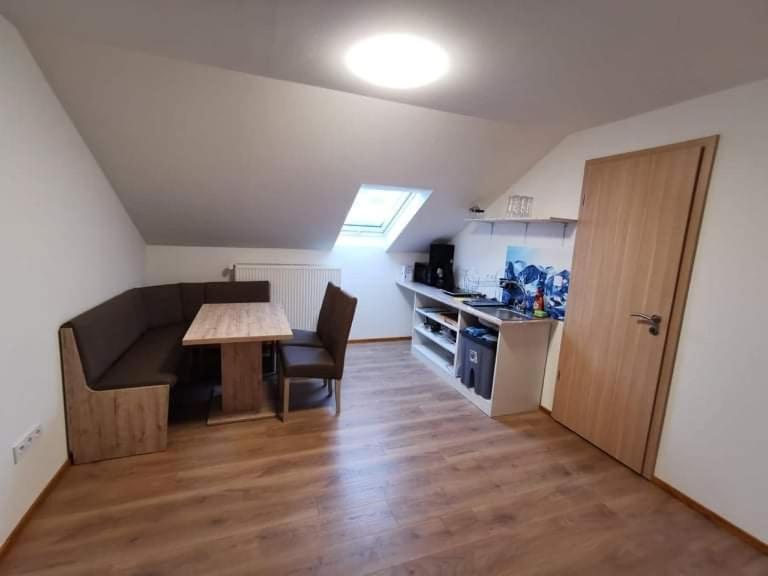 Kuchyň nebo kuchyňský kout v ubytování Müller Apartment