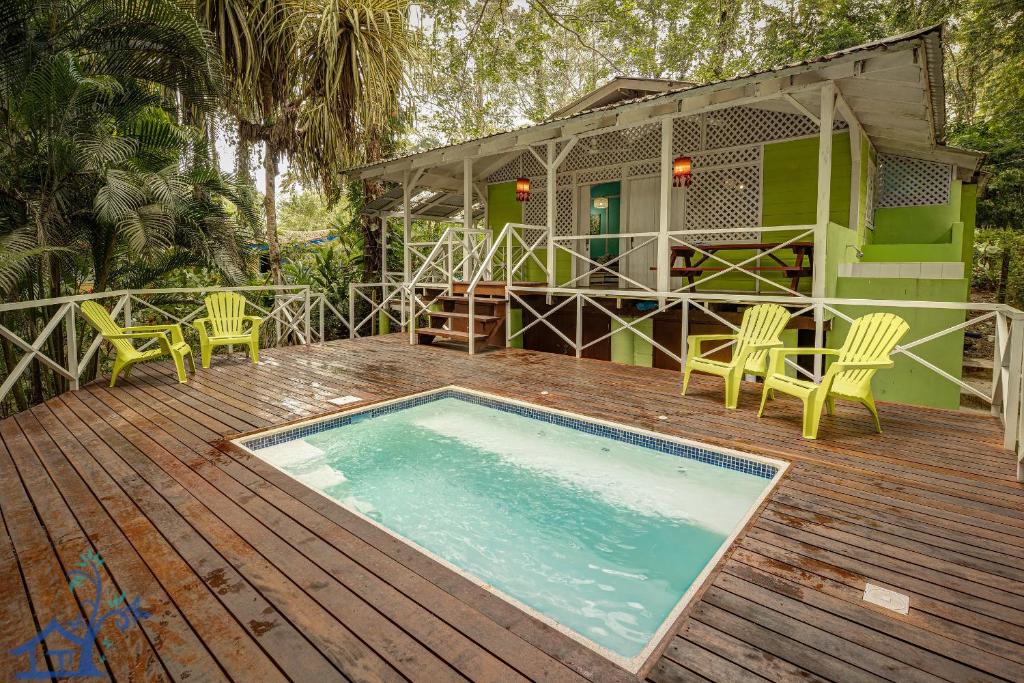Lovely Casa Cucula Pool House with FiberOp - Casa De Dos Dormitorios
