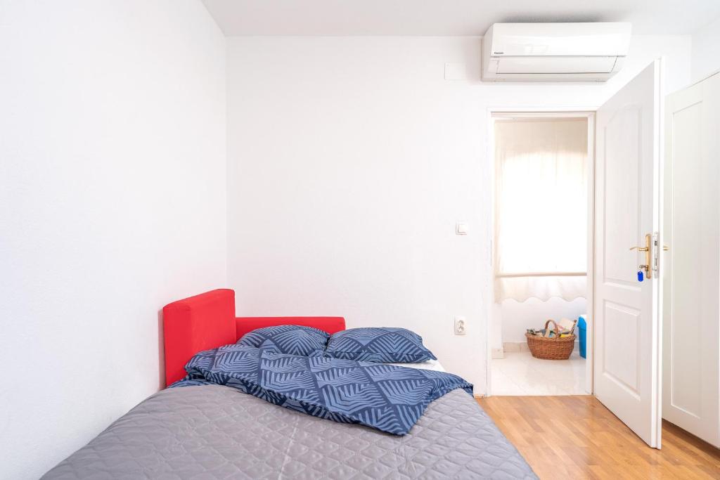 Posteľ alebo postele v izbe v ubytovaní Harbourside Guesthouse Mandina - ZF Hvar