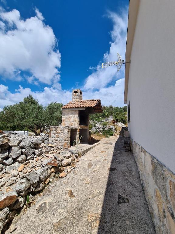 Fotografia z galérie ubytovania Kuća za odmor Buba, otok Žut v destinácii Pristanišće