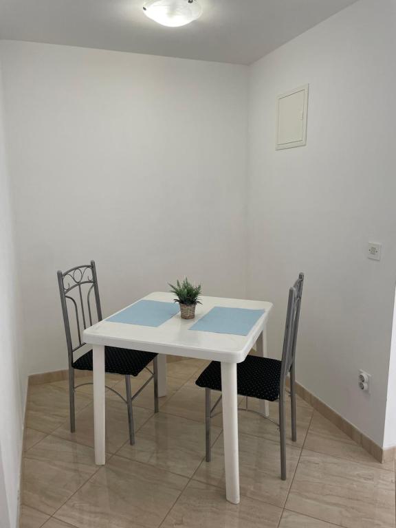 Fotografie z fotogalerie ubytování Apartmani Mario v destinaci Baška Voda