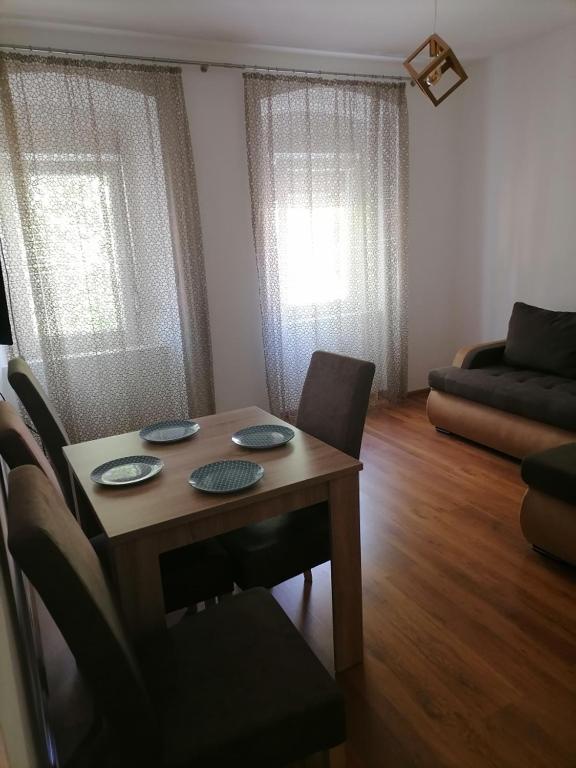 Apartmani 15 - Apartamento De Una Habitación