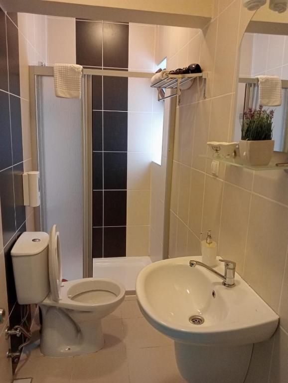 Koupelna v ubytování Daffne Otel