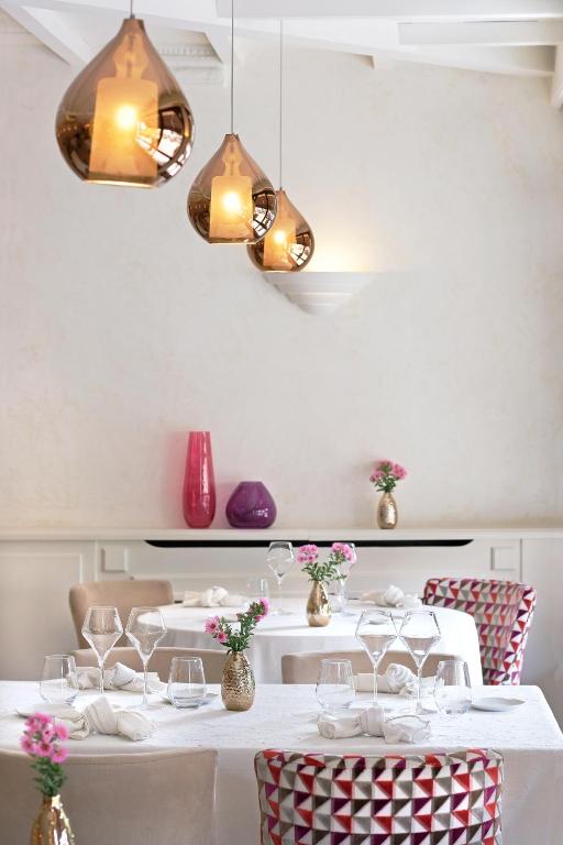 Fotografie z fotogalerie ubytování Logis Hotel Restaurant Le Bellevue v destinaci Prats-de-Mollo-la-Preste