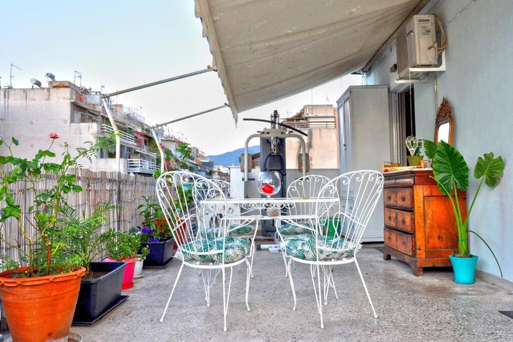 Balkón alebo terasa v ubytovaní Koukaki sunshine roof apartment
