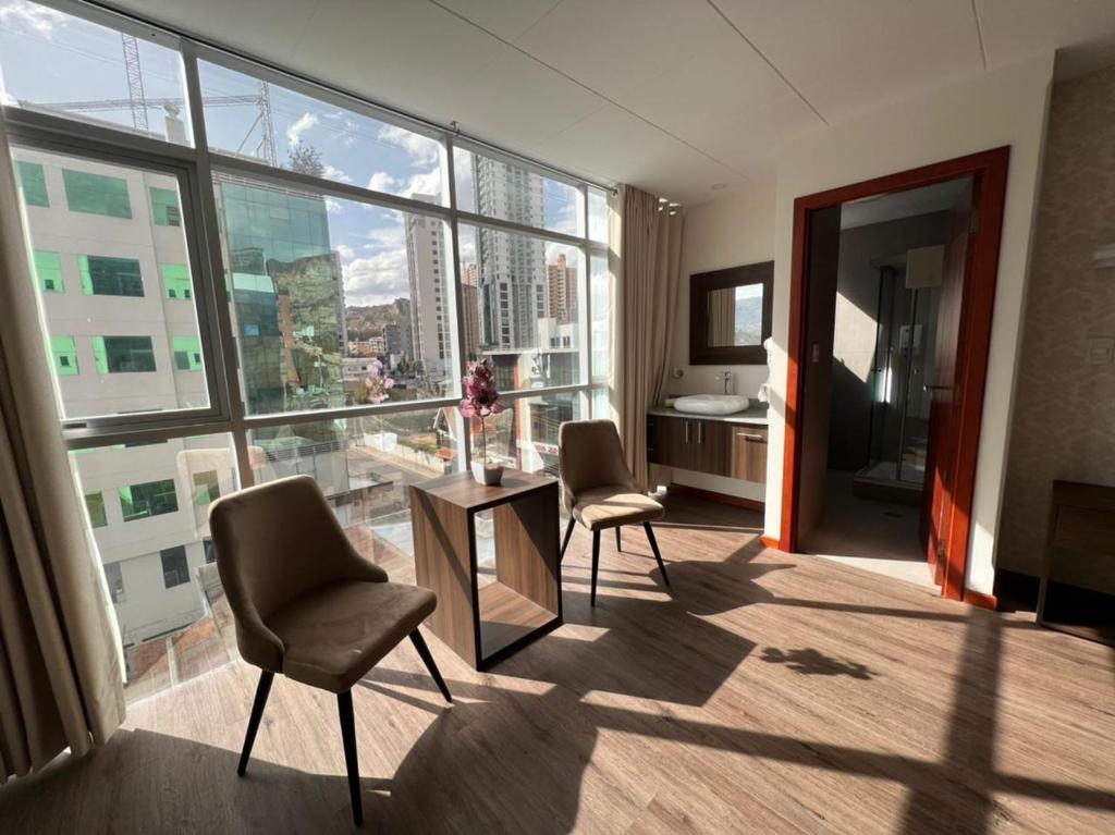 Novum Hotel - Salle De Reine Supérieure Avec Deux Lits Queen