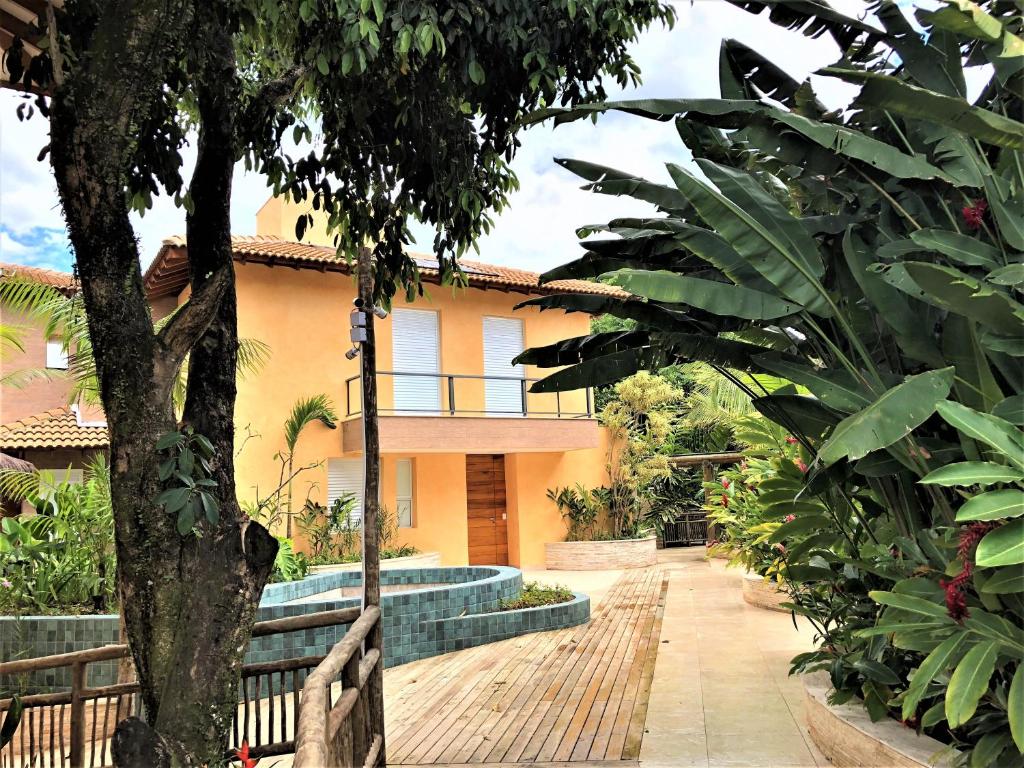 En have udenfor CASA na Praia PERFEITA DE JUQUEHY