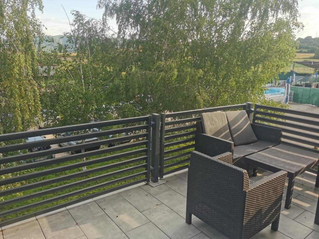Bazén v ubytování Restoran Mijajlovic nebo v jeho okolí