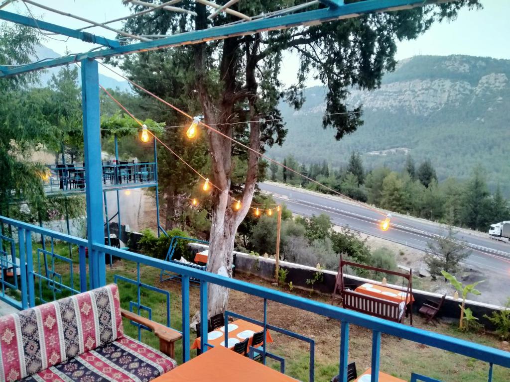 a balcony with a view of a road at TOKGÖZ HOTEL RESTAURANT in Ulupinar