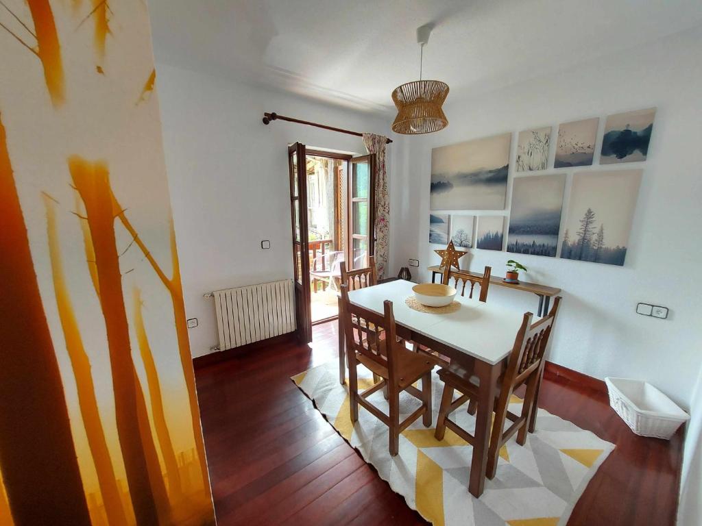 Zona de estar de Apartamentos Nevandi