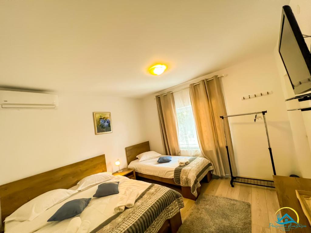 Complex Turistic Casa Anastasia - Comfort Triple Room With Shower