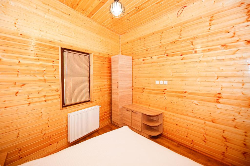 Postel nebo postele na pokoji v ubytování Sviana Resort