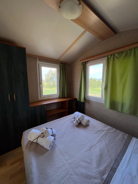 Postel nebo postele na pokoji v ubytování Agriturismo Morus Alba Gargano