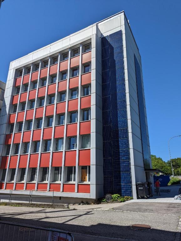 Budova, kde se aparthotel nachází