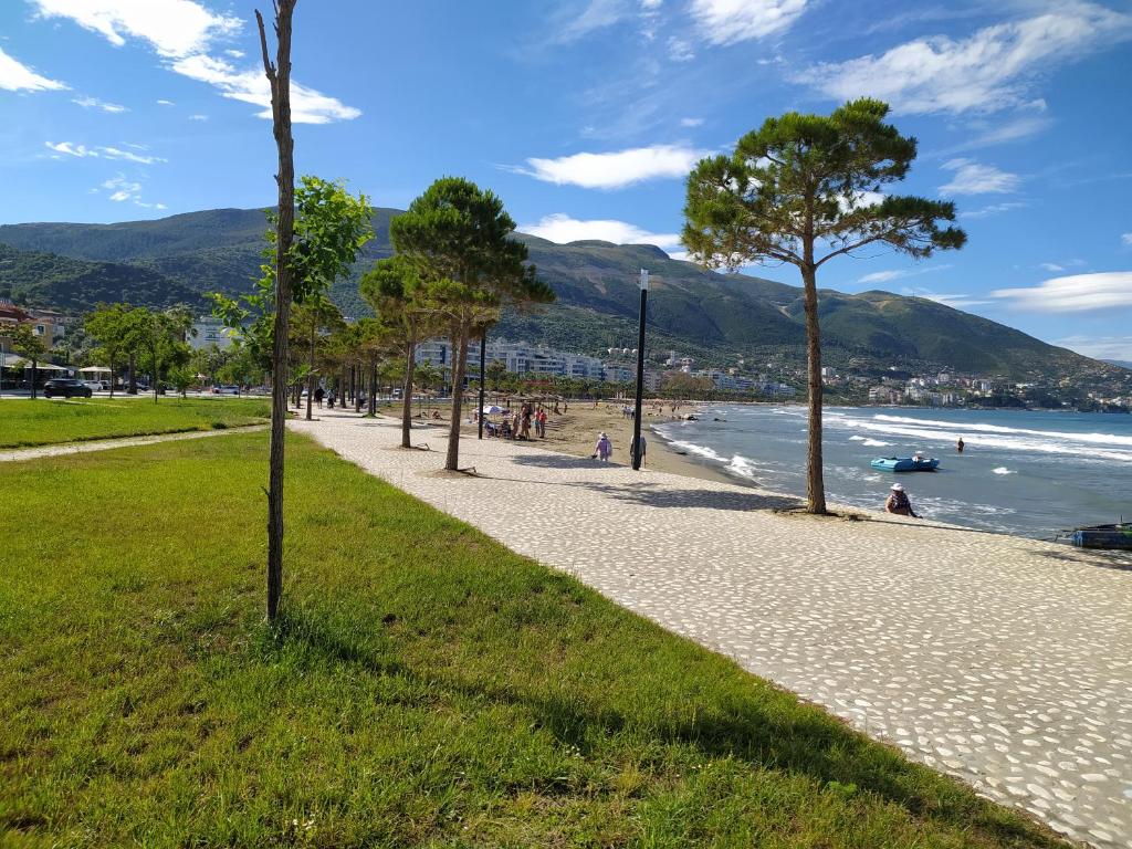 Lungomare Beach Apartments - Imazhi 5