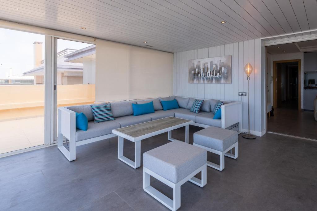Posezení v ubytování Appartement 300m2 vue sur océan Prestigia - Plage des nations