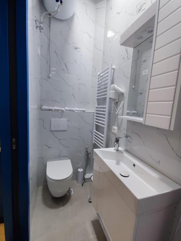 LAIOLA APARTMENT - Imazhi 8