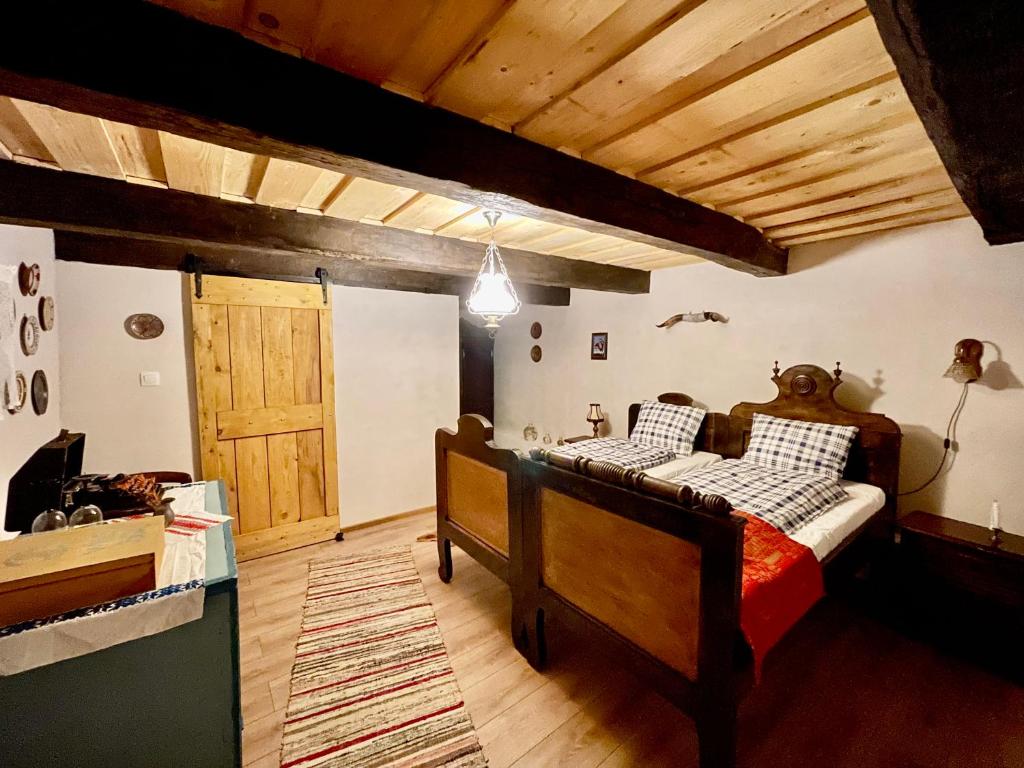 Saschiz 130/Lodging and Glamping - Salle Jumelle Standard Avec Vue Sur Le Jardin
