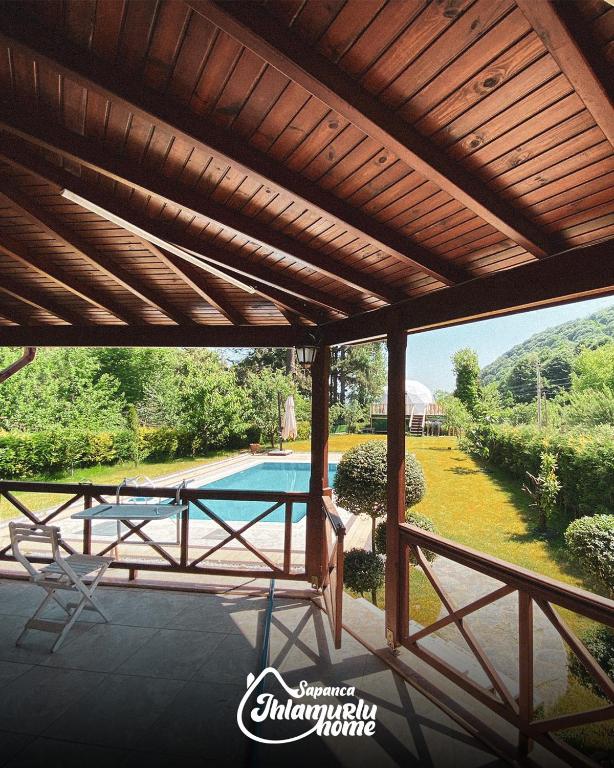 Bazén v ubytování Ihlamurlu Home nebo v jeho okolí
