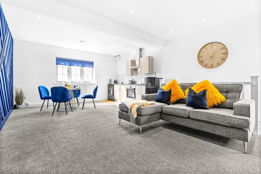 The Woodfield - Stunning Modern 2 Bed Apartment - Tv In Every Bedroom