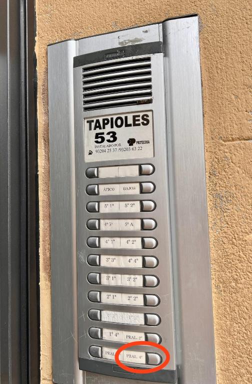 Fotografie z fotogalerie ubytování Poble Sec. Excelente ubicación cerca de la playa y de las Ramblas v destinaci Barcelona