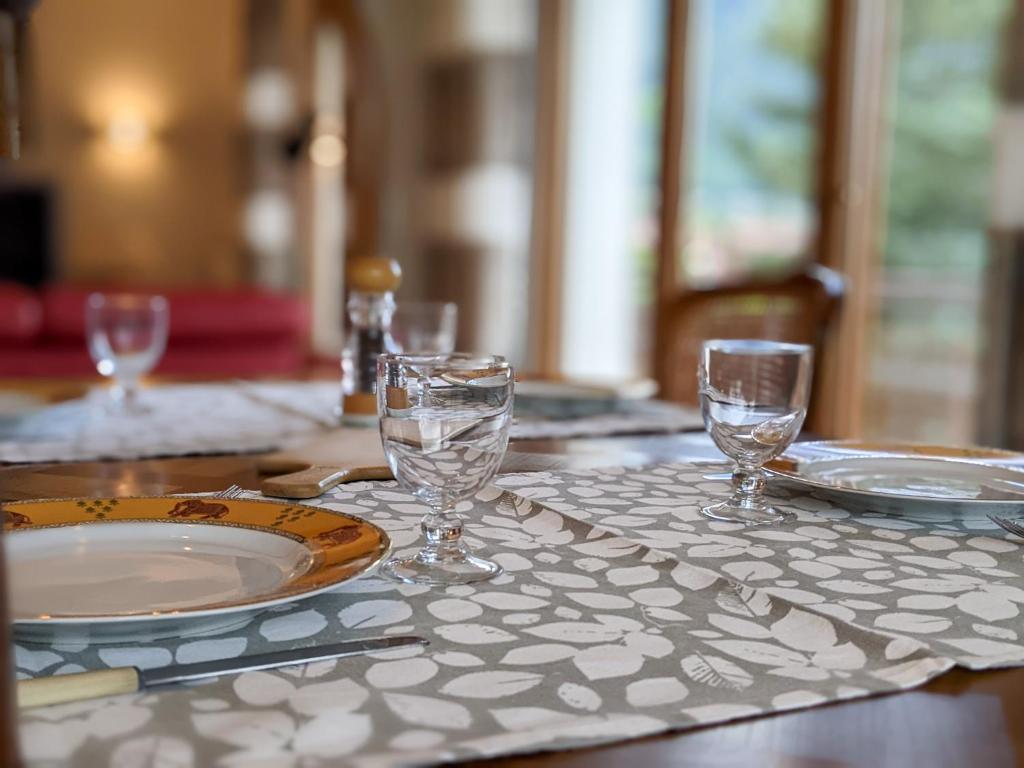 Fotografia z galérie ubytovania Le Vintage grand appartement 4 étoiles avec jardin proche du lac v destinácii Annecy