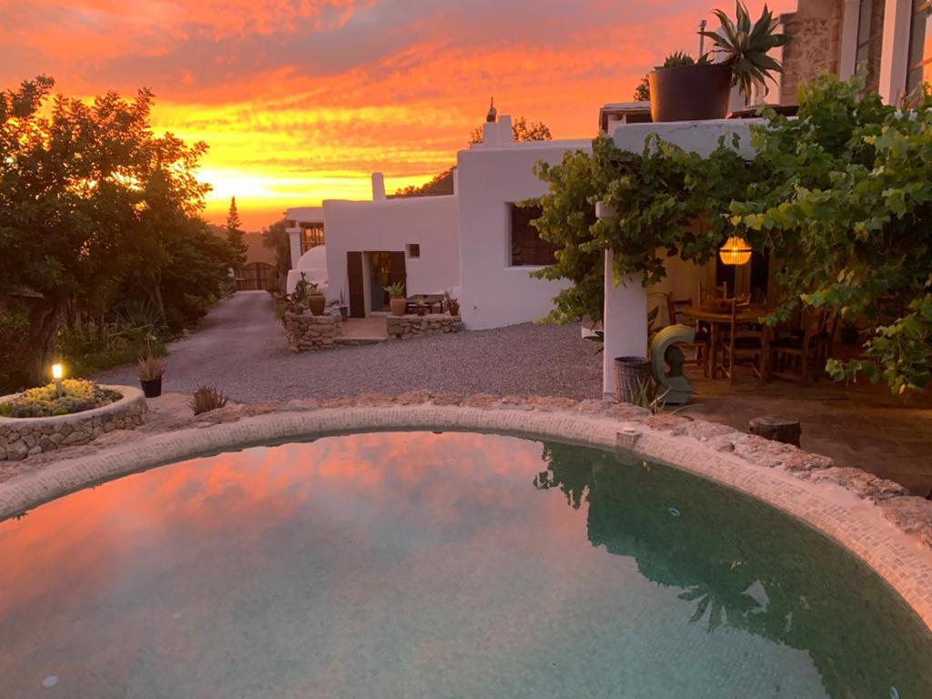 ROBBYS ibiza, Sant Josep – Updated 2023 Prices