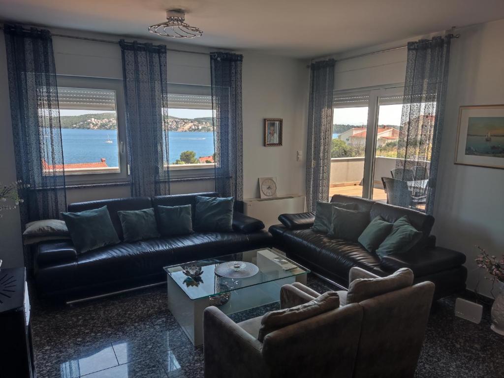 Posedenie v ubytovaní Villa Sanja I