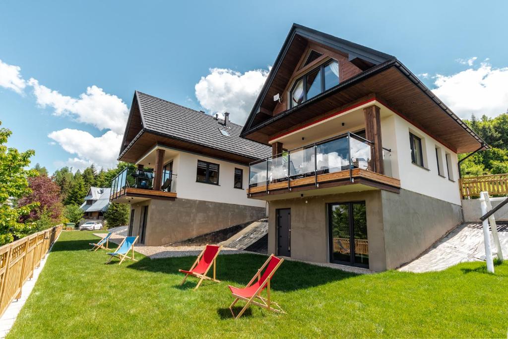 Budova, kde se prázdninový dům nachází