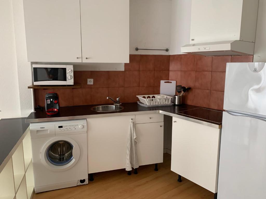 Los Seis Caños - Two-Bedroom Apartment