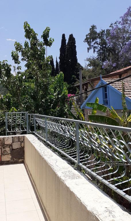 Zahrada ubytování פינה שקטה על הגובה Upper Quite corner in Old Rosh pinna