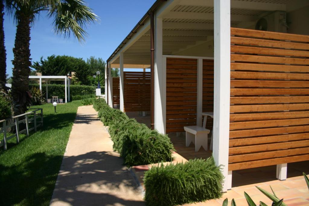 Vonkajšia záhrada v ubytovaní Oasi Guzzetta Hotel&Case Vacanze